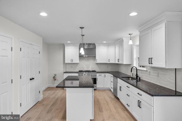 503 SPRUCE ST, Glassboro, NJ 08028