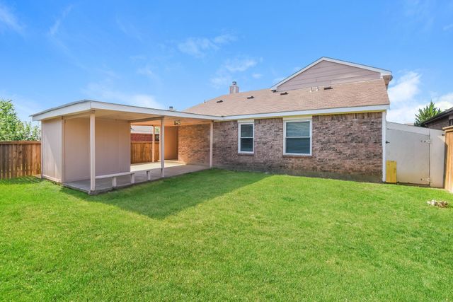 10208 Dawson Trail, Fort Worth, TX 76108