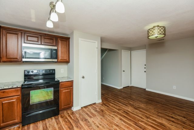 10208 Dawson Trail, Fort Worth, TX 76108