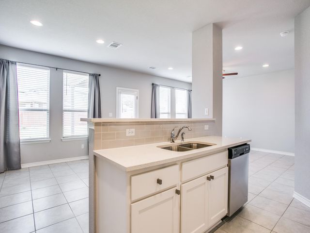 508 REARING MARE PASS, Georgetown, TX 78626