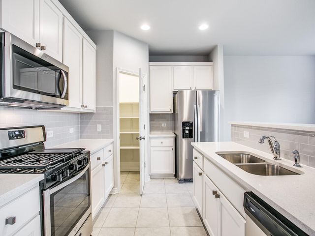 508 REARING MARE PASS, Georgetown, TX 78626