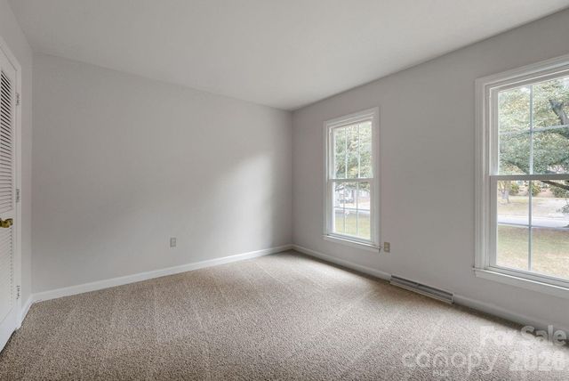 1628 Bonnie Lane, Charlotte, NC 28213