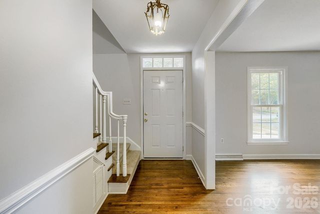 1628 Bonnie Lane, Charlotte, NC 28213
