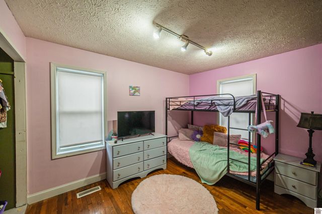 587 Elder St, Calvert City, KY 42029