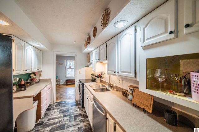 587 Elder St, Calvert City, KY 42029