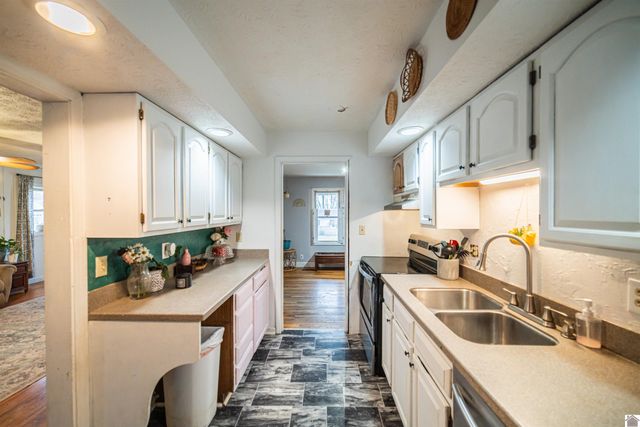 587 Elder St, Calvert City, KY 42029