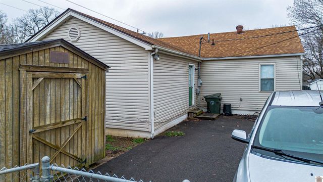 587 Elder St, Calvert City, KY 42029