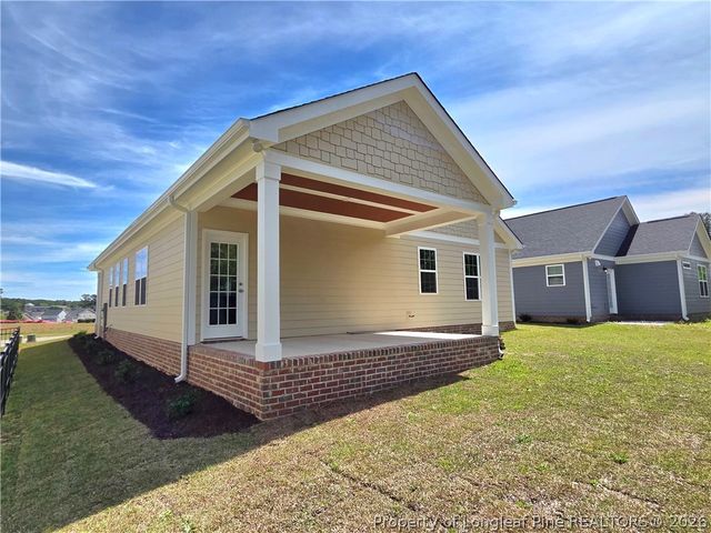 1822 Fordham Drive, Fayetteville, NC 28304