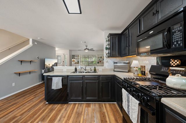 709 N Cascades Ave 1, Pflugerville, TX 78660