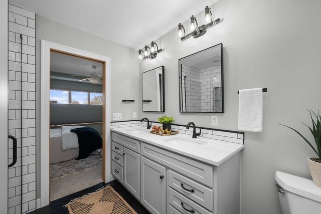 1126 W Le Claire Road 0, Eldridge, IA 52748