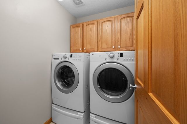 1126 W Le Claire Road 0, Eldridge, IA 52748