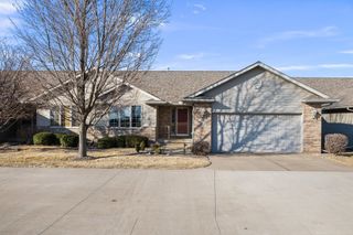 1126 W Le Claire Road 0, Eldridge, IA 52748
