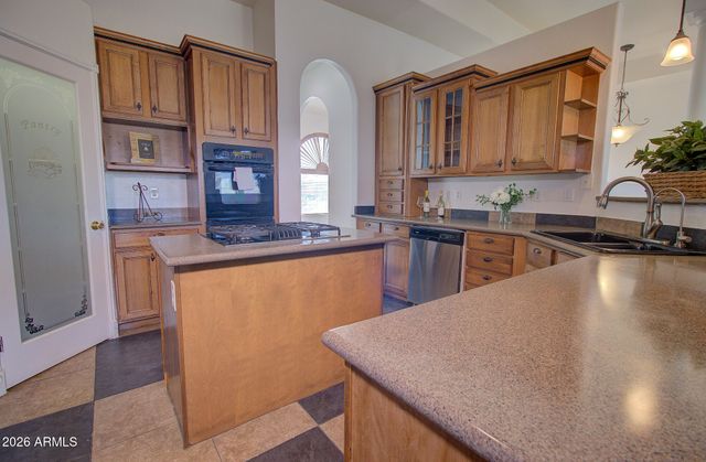 15392 S KLINE Place, Arizona City, AZ 85123