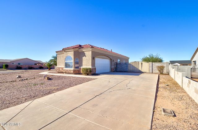 15392 S KLINE Place, Arizona City, AZ 85123