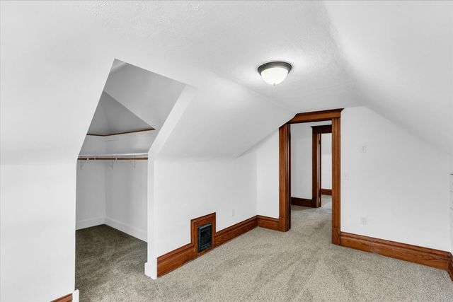 202 E Daggy Street, Tuscola, IL 61953