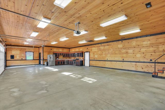 202 E Daggy Street, Tuscola, IL 61953