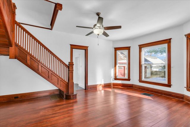 202 E Daggy Street, Tuscola, IL 61953