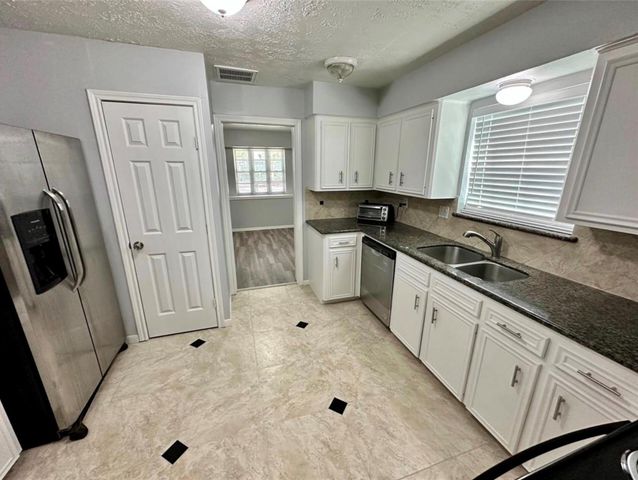 4310 Cinnabar Drive, Houston, TX 77072