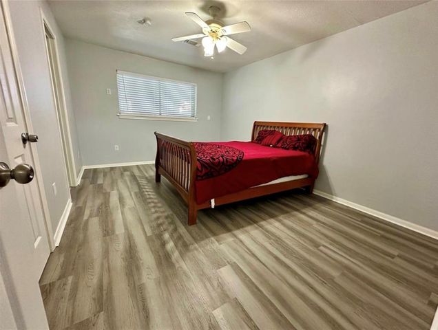 4310 Cinnabar Drive, Houston, TX 77072