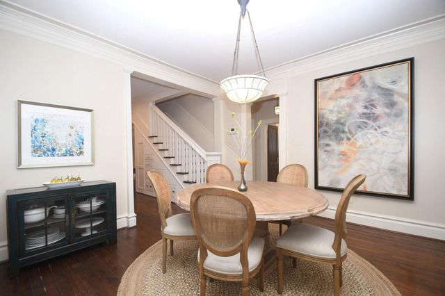 209 E Woodland Street, Houston, TX 77009