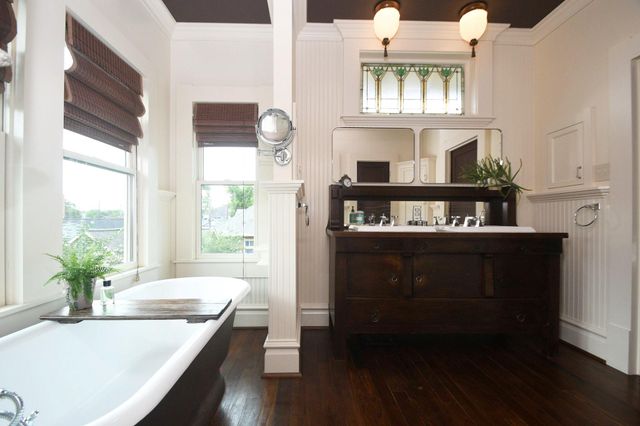 209 E Woodland Street, Houston, TX 77009