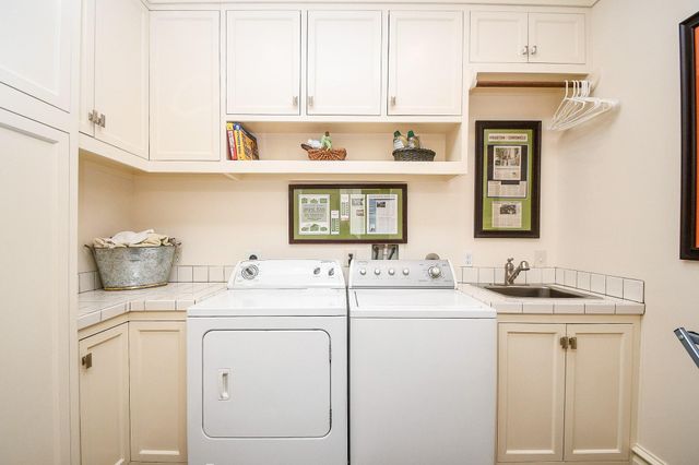 209 E Woodland Street, Houston, TX 77009