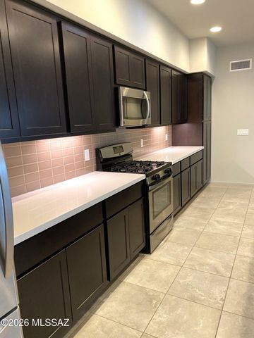 3026 N Dasylirion Drive, Tucson, AZ 85745