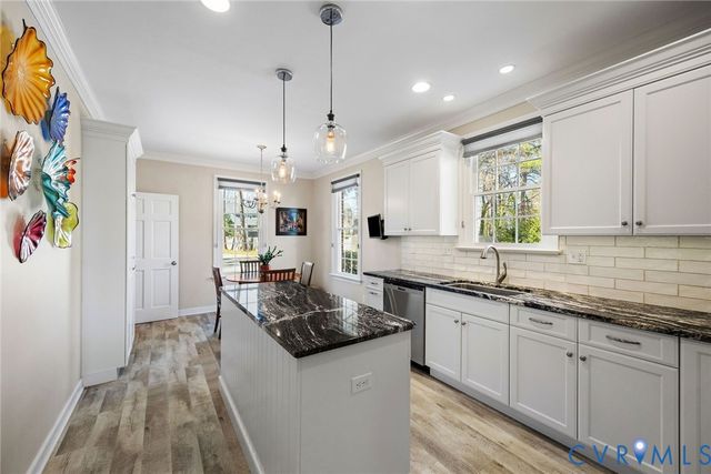 545 St Albans Way, Henrico, VA 23229