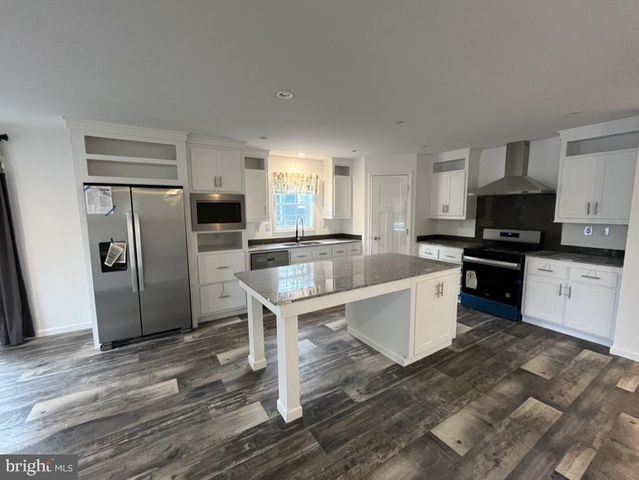 197 SPRING LN, Doylestown, PA 18901