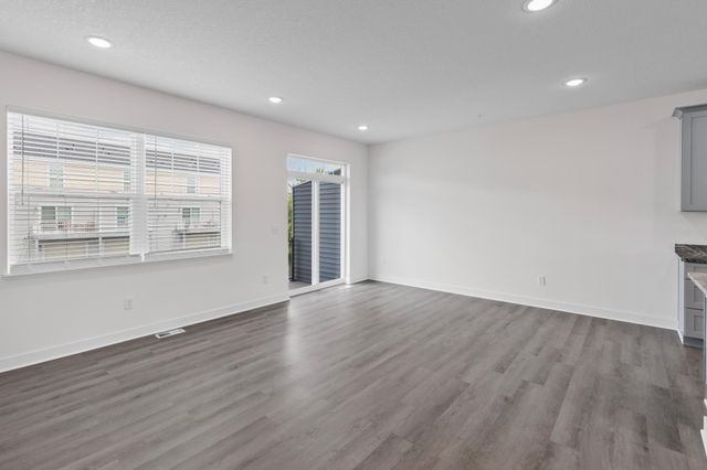 3159 Clover Ridge Drive, Chaska, MN 55318