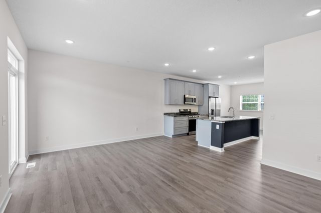 3159 Clover Ridge Drive, Chaska, MN 55318