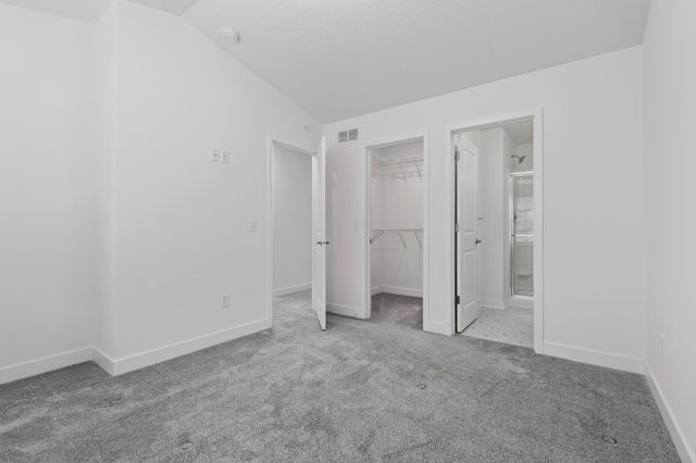 3159 Clover Ridge Drive, Chaska, MN 55318