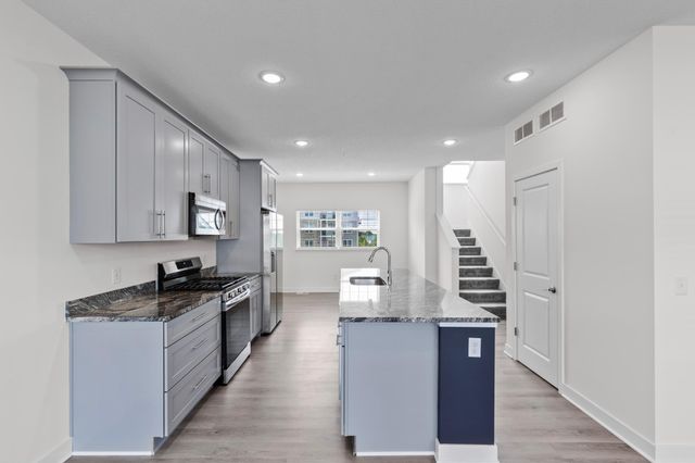 3159 Clover Ridge Drive, Chaska, MN 55318