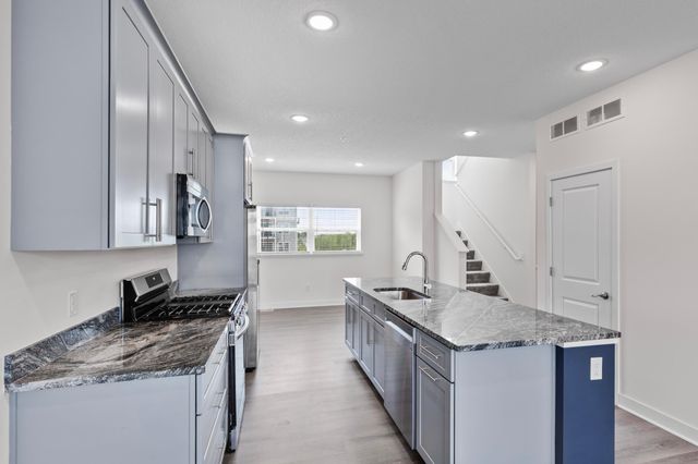 3159 Clover Ridge Drive, Chaska, MN 55318