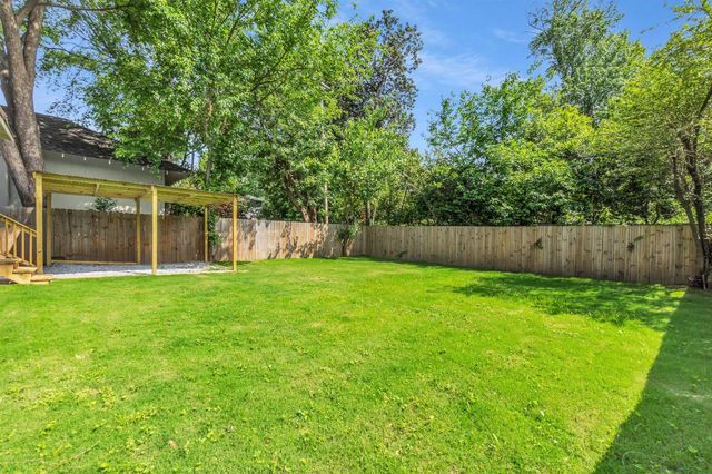 1757 VINTON AVE, Memphis, TN 38104