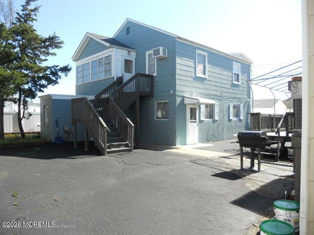 216 Hancock Avenue, Seaside Heights, NJ 08751