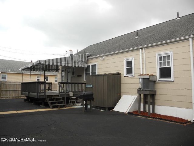 216 Hancock Avenue, Seaside Heights, NJ 08751