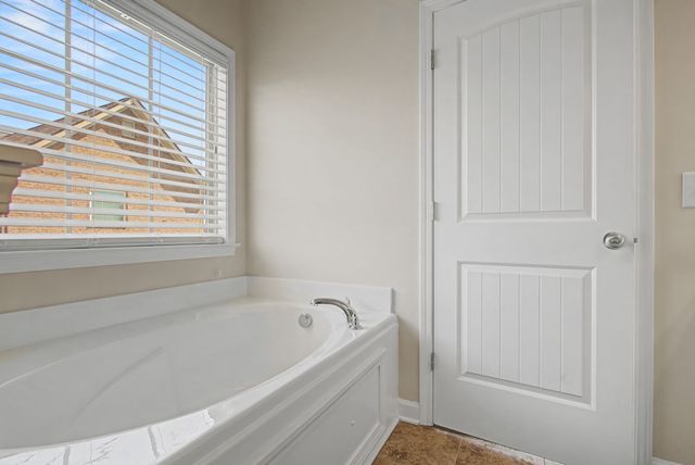 5021 Speight St, Spring Hill, TN 37174