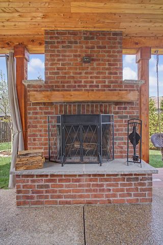 5021 Speight St, Spring Hill, TN 37174