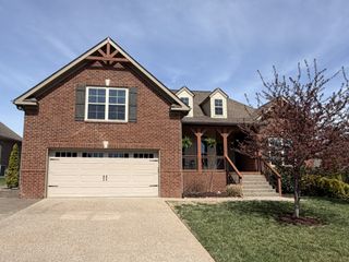 5021 Speight St, Spring Hill, TN 37174