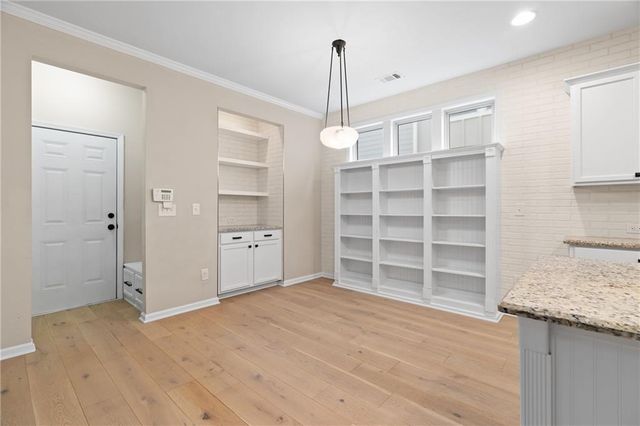 4521 W Village Court SE, Smyrna, GA 30080