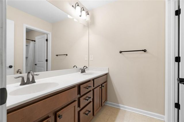 4521 W Village Court SE, Smyrna, GA 30080