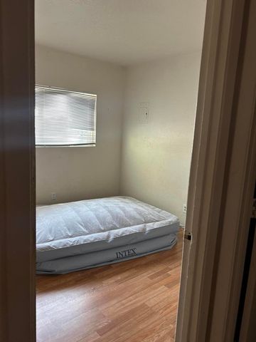 3501 NE WELLESLEY Drive, Albuquerque, NM 87107