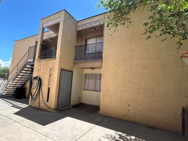 3501 NE WELLESLEY Drive, Albuquerque, NM 87107