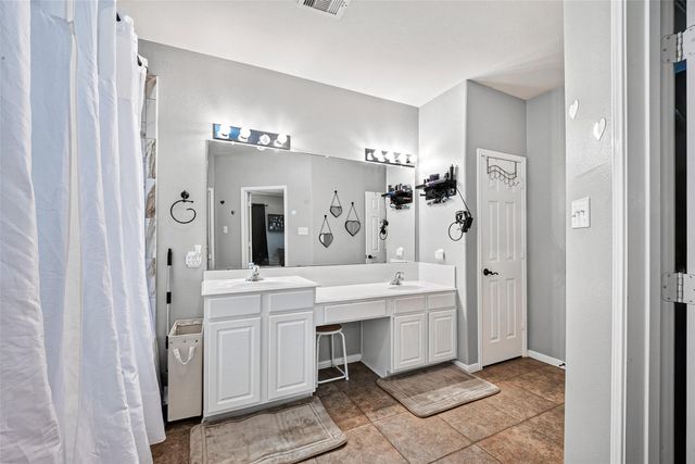 2221 Tracy Way, Deer Park, TX 77536