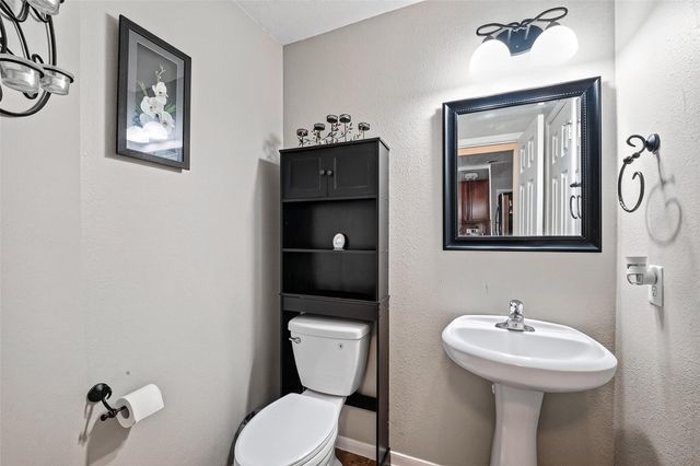 2221 Tracy Way, Deer Park, TX 77536