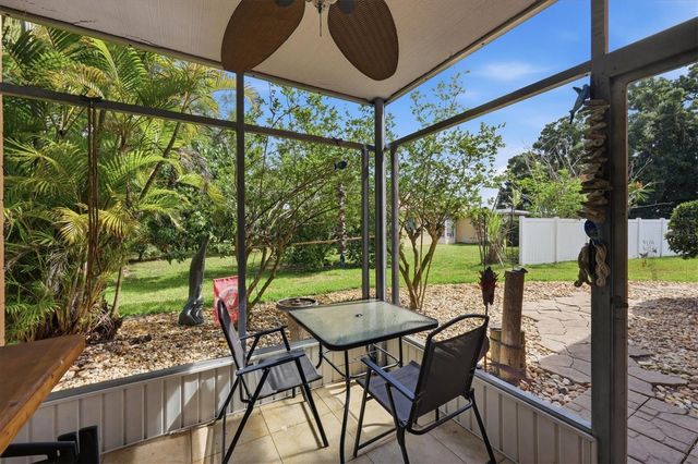 2223 BENEVA TERRACE 2222, Sarasota, FL 34232
