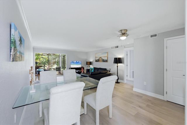 2223 BENEVA TERRACE 2222, Sarasota, FL 34232