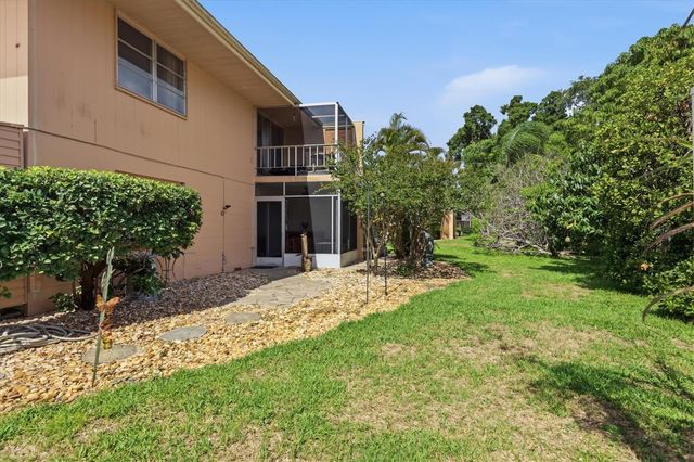 2223 BENEVA TERRACE 2222, Sarasota, FL 34232