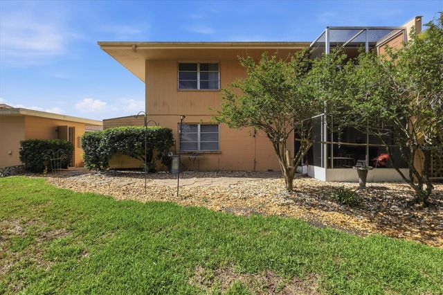 2223 BENEVA TERRACE 2222, Sarasota, FL 34232